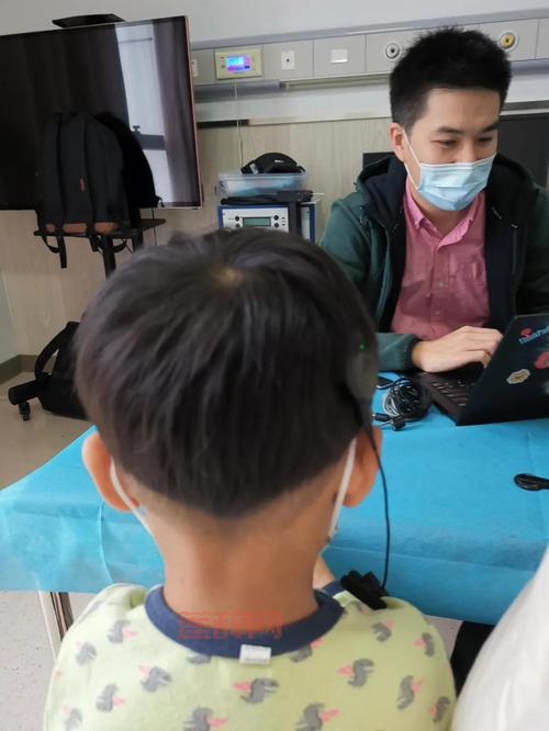 超执刀2：新手入门攻略，十分钟内五位患者全灭！