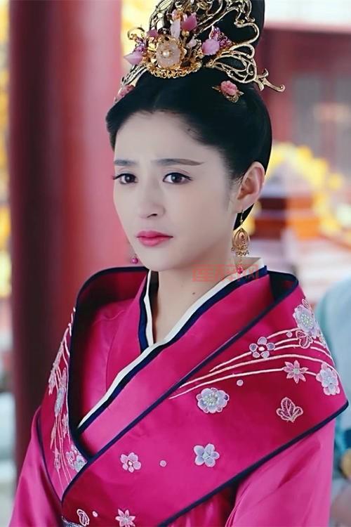 锦绣未央下载：穿越小说，揭秘女主心上人！