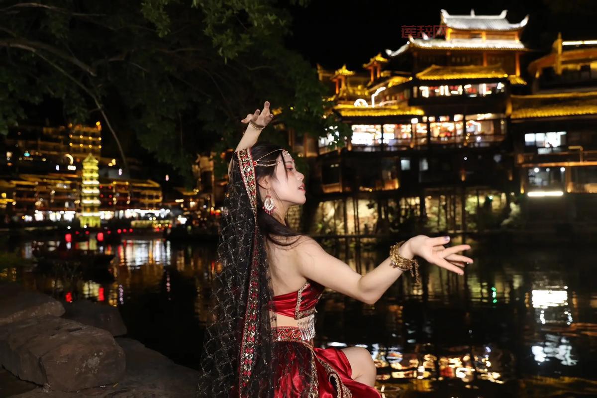 仙剑奇侠传6剧情与角色介绍：探索西域古城的秘密