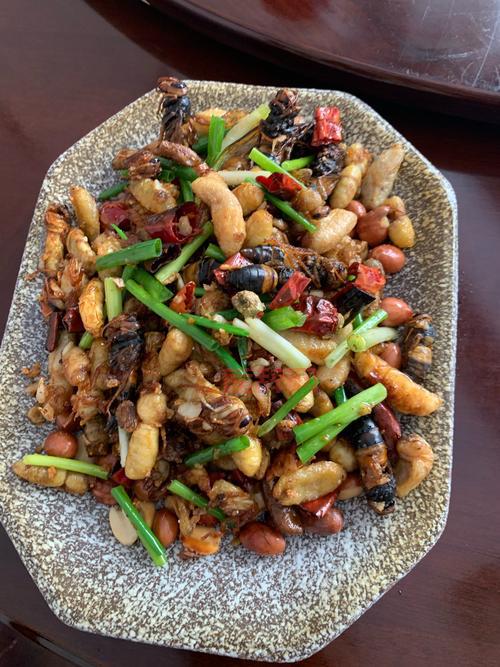 土蜂的幼虫怎么吃？这几种做法简单又美味！